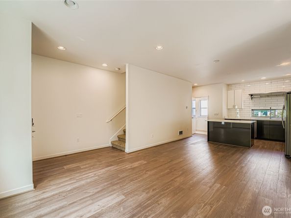 8718 42nd Avenue S, Seattle WA 98118