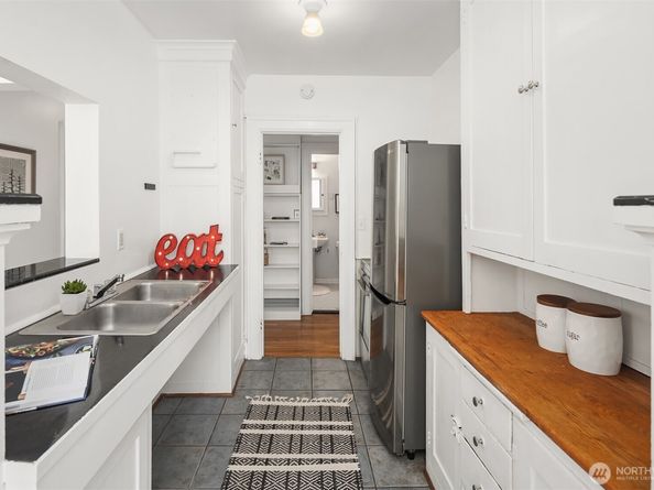 321 Boylston Avenue E 303, Seattle WA 98102