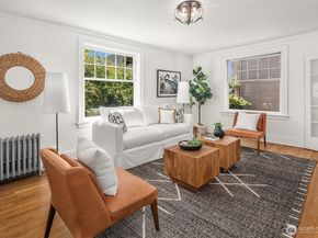 321 Boylston Avenue E 303, Seattle WA 98102