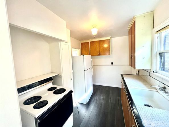 7346 15th Avenue NW, Seattle WA 98117
