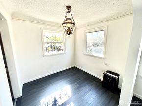 7346 15th Avenue NW, Seattle WA 98117