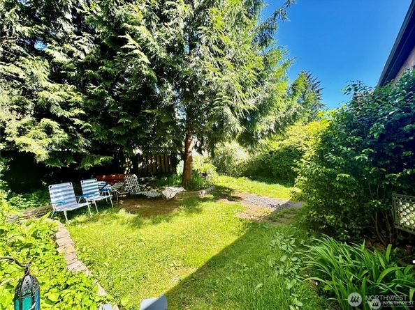7346 15th Avenue NW, Seattle WA 98117