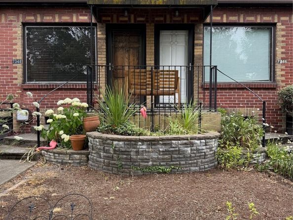 7346 15th Avenue NW, Seattle WA 98117