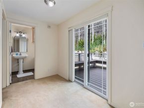 936 N 93rd Street, Seattle WA 98103