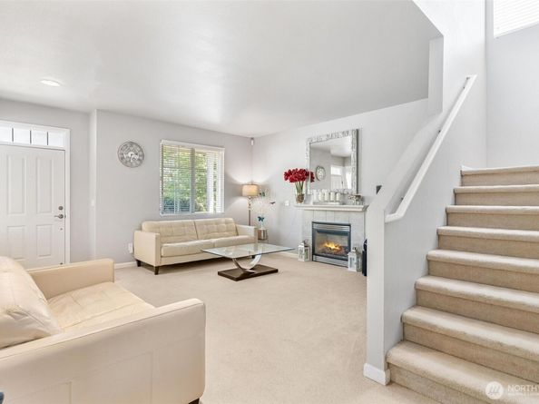 16901 Woodside Drive SE, Renton WA 98058