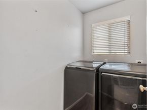 16901 Woodside Drive SE, Renton WA 98058