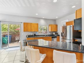 16901 Woodside Drive SE, Renton WA 98058