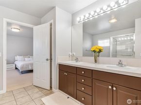 16901 Woodside Drive SE, Renton WA 98058