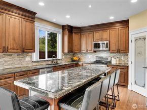 11007 6th Avenue W, Everett WA 98204
