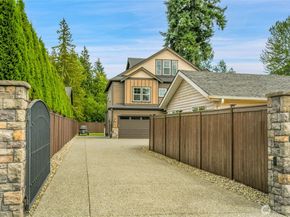 11007 6th Avenue W, Everett WA 98204