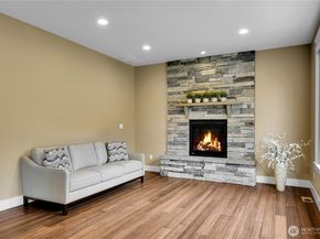11007 6th Avenue W, Everett WA 98204