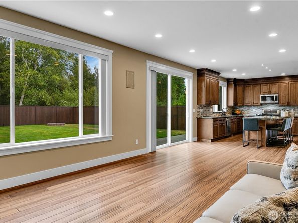 11007 6th Avenue W, Everett WA 98204