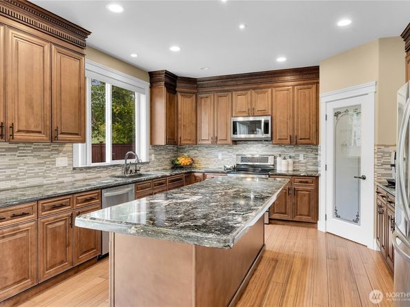 11007 6th Avenue W, Everett WA 98204