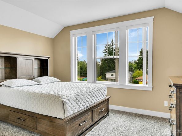 11007 6th Avenue W, Everett WA 98204
