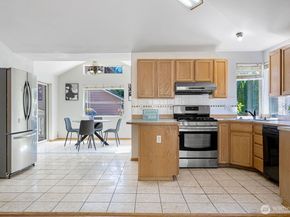 17720 114th Place SE, Renton WA 98055