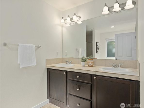 22326 35th Drive SE, Bothell WA 98021