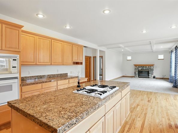 18639 175th Avenue SE, Renton WA 98058