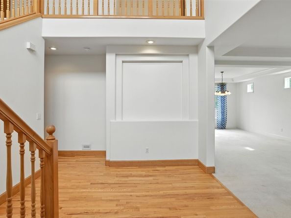 18639 175th Avenue SE, Renton WA 98058