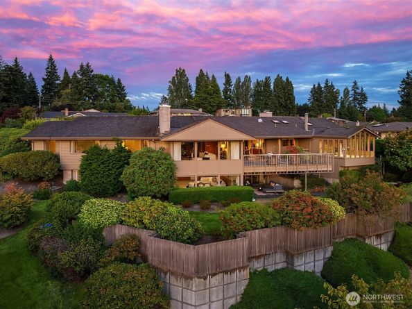 6805 83rd Avenue SE, Mercer Island WA 98040