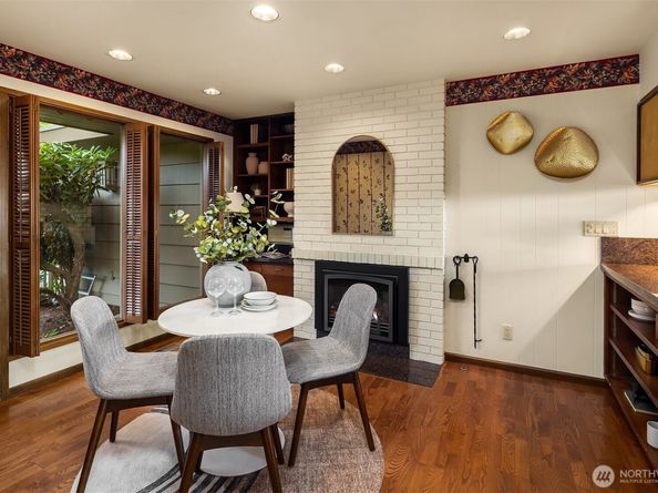 6805 83rd Avenue SE, Mercer Island WA 98040
