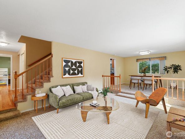 32738 6th Avenue SW, Federal Way WA 98023