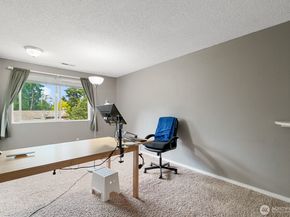 32738 6th Avenue SW, Federal Way WA 98023