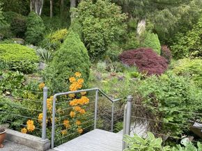 15912 252nd Avenue SE, Issaquah WA 98027