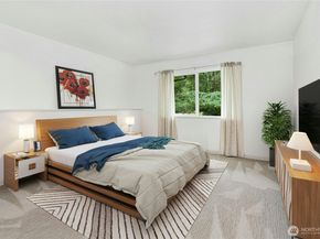 15912 252nd Avenue SE, Issaquah WA 98027