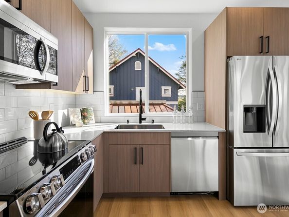 1806 B 28th Avenue S, Seattle WA 98144