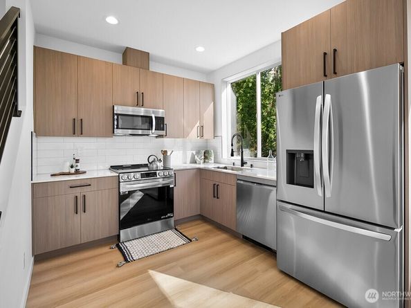 1806 B 28th Avenue S, Seattle WA 98144