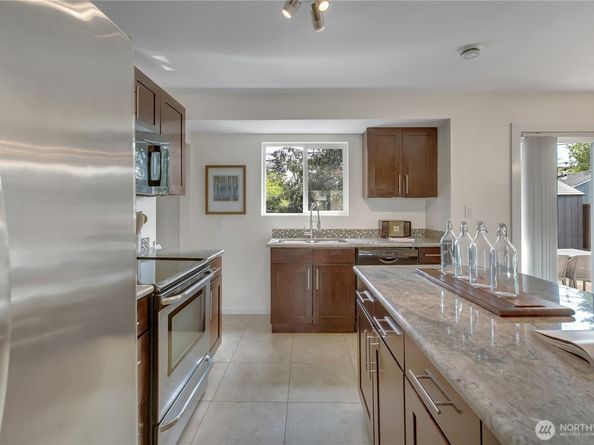 9304 32nd Avenue SW, Seattle WA 98126