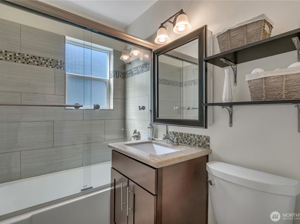 9304 32nd Avenue SW, Seattle WA 98126