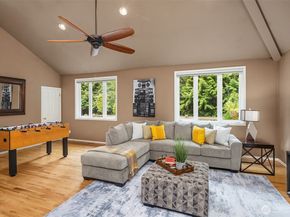 8425 213th Place NE, Redmond WA 98053