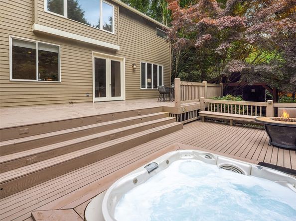 8425 213th Place NE, Redmond WA 98053