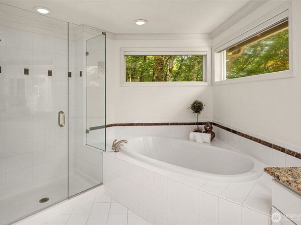 8425 213th Place NE, Redmond WA 98053