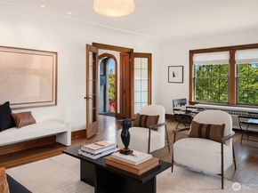 324 W Kinnear Place, Seattle WA 98119