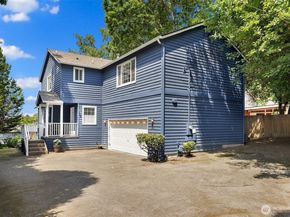 12741 37th Avenue NE, Seattle WA 98125