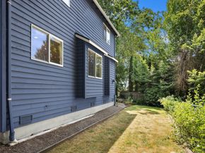 12741 37th Avenue NE, Seattle WA 98125