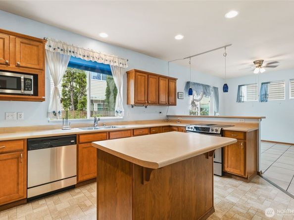 1164 Koda Circle SE, Port Orchard WA 98366