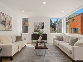 1911 A N 120th Street, Seattle WA 98133