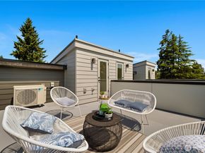 1911 A N 120th Street, Seattle WA 98133
