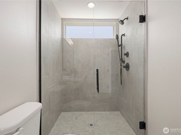 1911 A N 120th Street, Seattle WA 98133