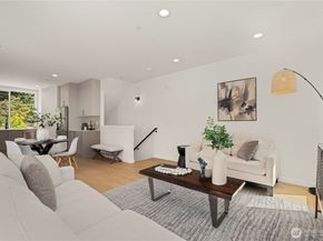 1911 A N 120th Street, Seattle WA 98133