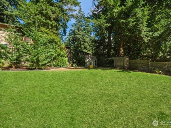19726 Forest Park Drive NE, Shoreline WA 98155