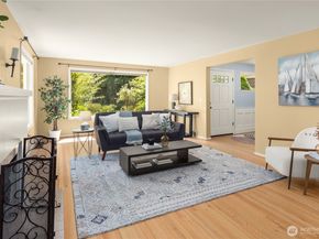 806 N 59th Street, Seattle WA 98103