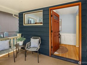 806 N 59th Street, Seattle WA 98103