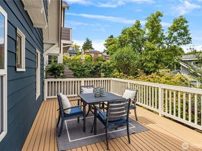 806 N 59th Street, Seattle WA 98103