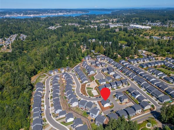 902 Bunting Place SE 84, Port Orchard WA 98366