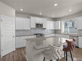 902 Bunting Place SE 84, Port Orchard WA 98366