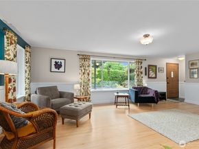7621 NE 205th Street, Kenmore WA 98028